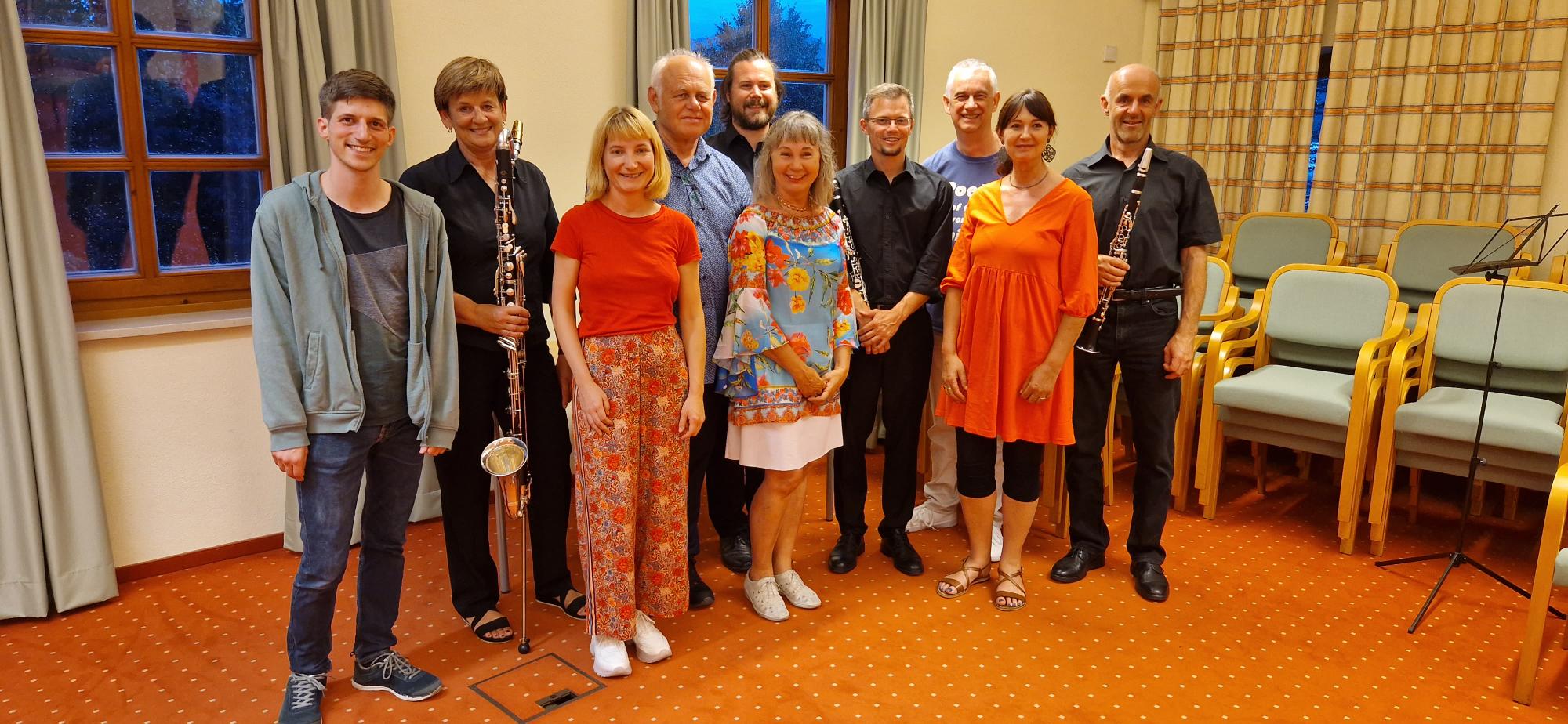 Autor*innen und Musiker*innen beim Lesefest in Strobl